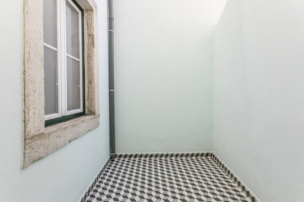 Lxway Apartments Travessa Da Peixeira Lisbona Esterno foto