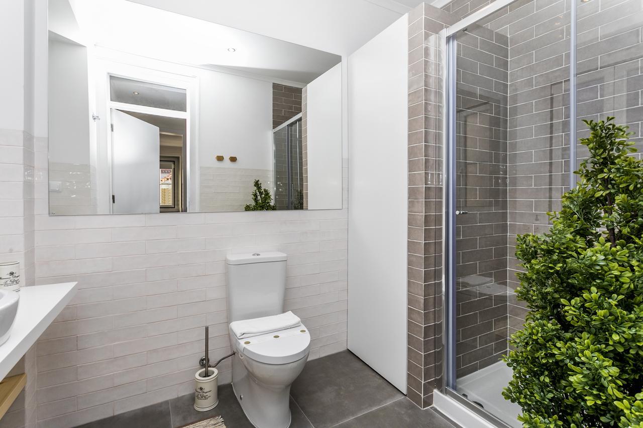 Lxway Apartments Travessa Da Peixeira Lisbona Esterno foto